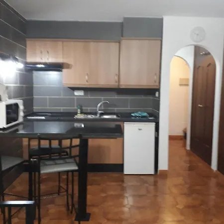 Hotel Pueblo Torviscas 3*